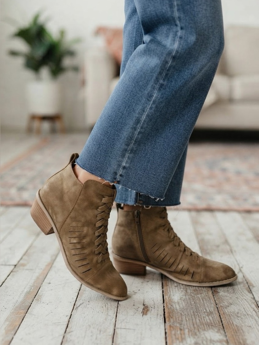 Mi.iM Ostara Braided Tan / Brown Ankle Boots Booties Size 5.5